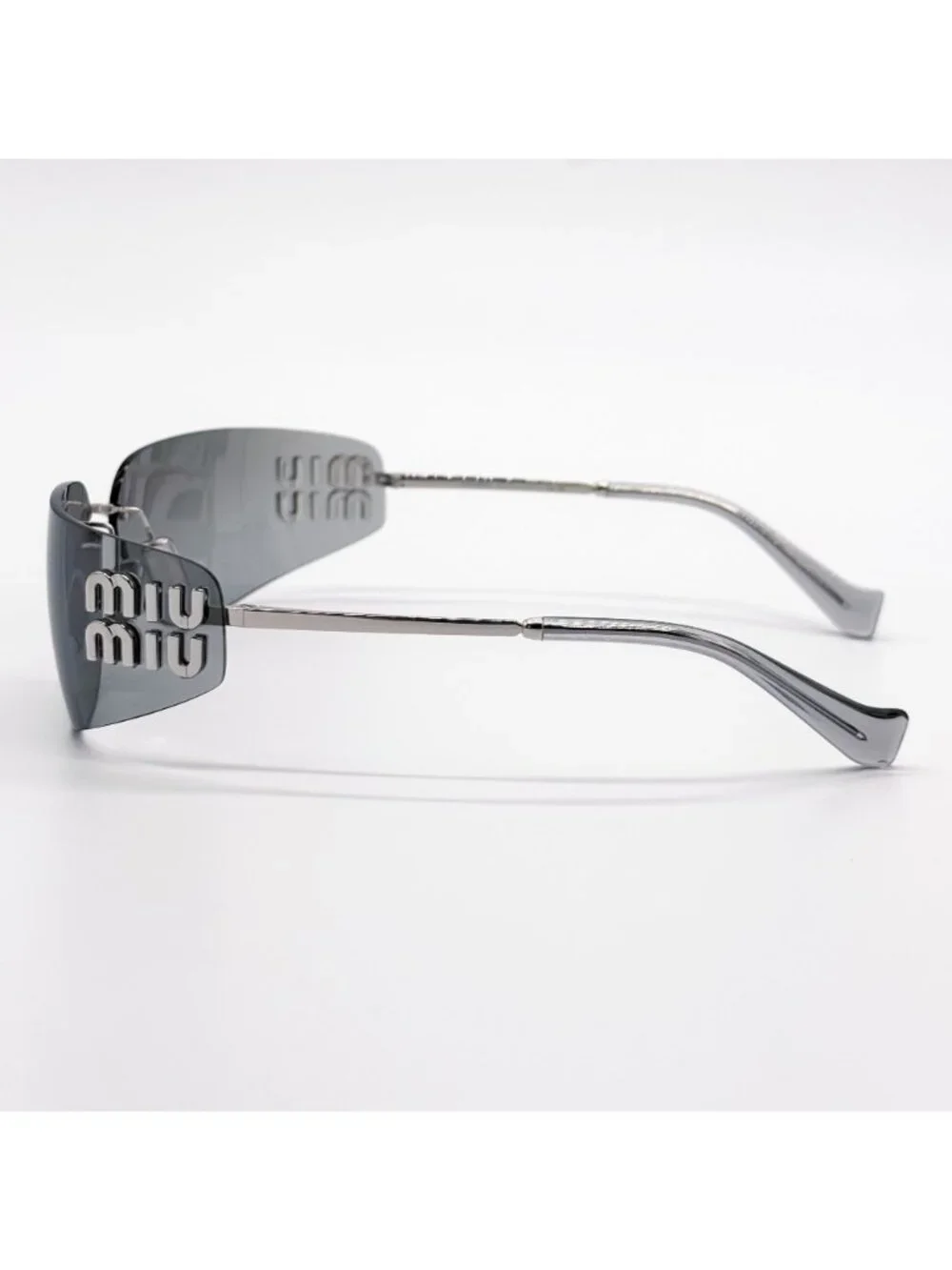Miu Miu 100% new